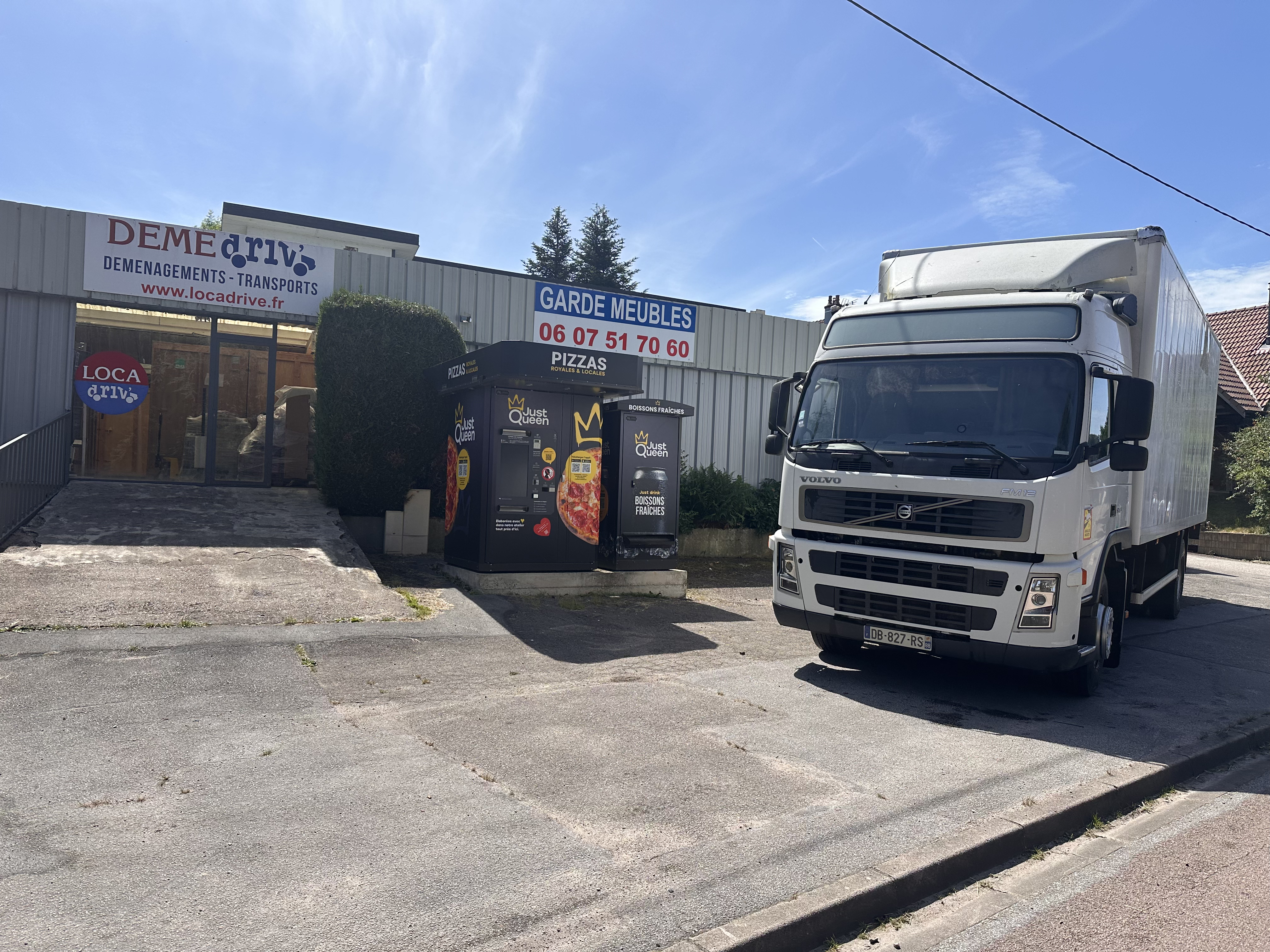 Garde-meubles sécurisé DEME DRIVE à Épinal — boxes et conteneurs